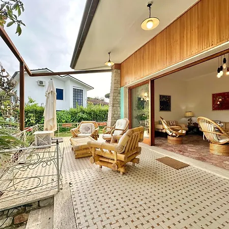 Golden Luxe - Turchese Near The Sea